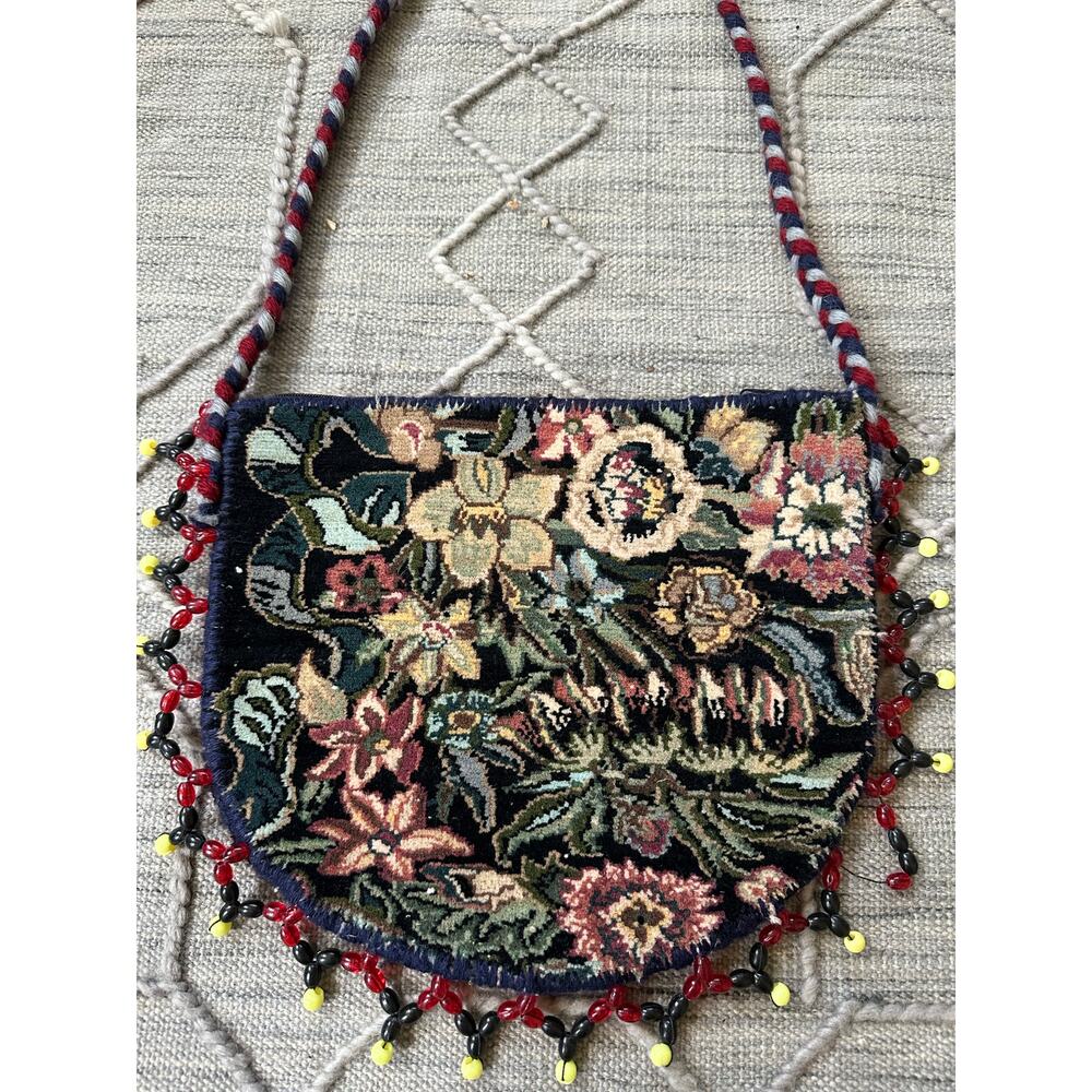 Vintage Handbag wool rug floral beaded Old fashion handmade shoulder bag unique